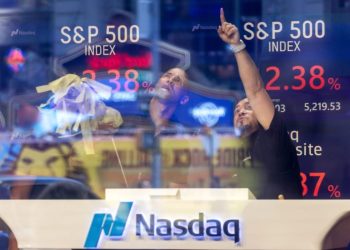 Wealthy investors find opportunities in stock market sell-offs