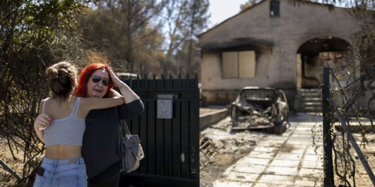 ‘The fire moved faster than the cars:’ Residents in Athens suburbs return to find homes wrecked by deadly wildfires