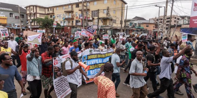 Violence erupts as Nigerians protest hunger across the nation