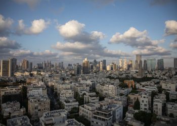 Israeli military says no change in civilian guidelines amid reports of looming Iranian attack