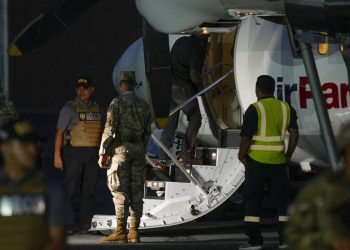 Panama deports 29 Colombian migrants on first US-funded repatriation flight