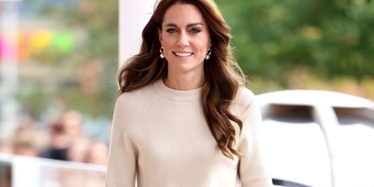 Kate goes back to work, days after cancer treatment update