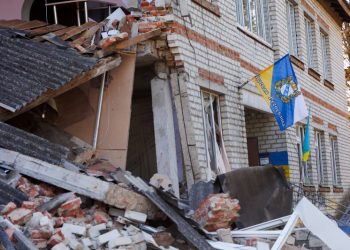 Russia begins efforts to expel Ukraine from Kursk but counter-attack is yet to gain momentum