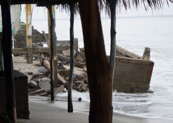 Hurricane John slams into Mexico’s southern coast after rapidly intensifying