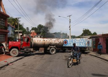 US to evacuate 20 embassy staff from Haiti following car attack and intensifying gang violence, say sources