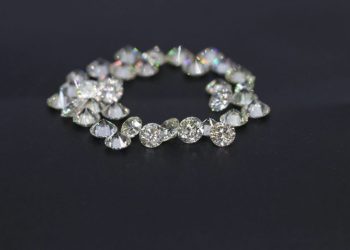 Alrosa to Cut Production and Staff to Counter Diamond Market Slump