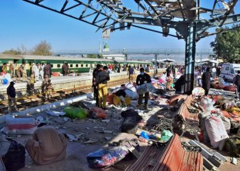 At least 24 killed in Pakistan train station suicide blast, Balochistan militants claim responsibility