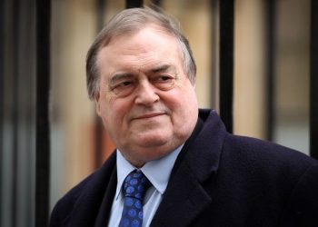John Prescott, former UK deputy prime minister, has died, his family says