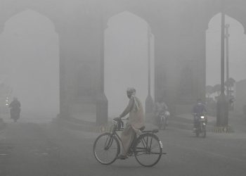 Toxic smog in Pakistan is so bad you can see it from space