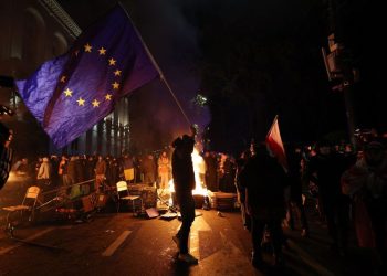 Georgia rocked by fierce protests after government puts EU hopes on ice