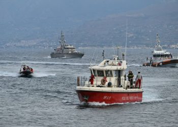 The race to refloat the Bayesian superyacht