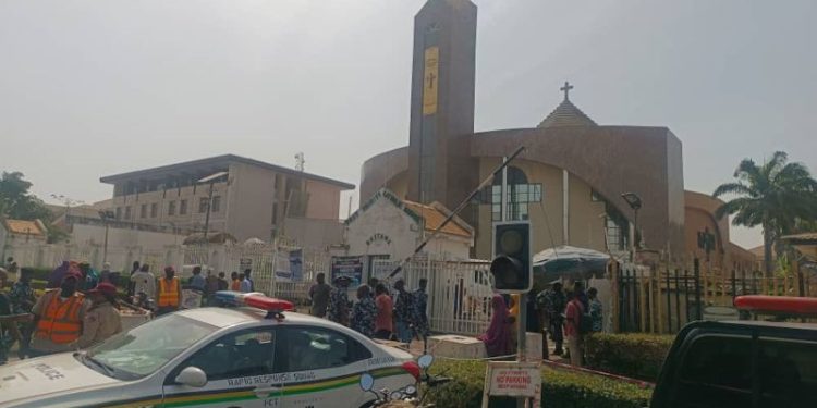 Crowd crushes at two charity events in Nigeria kill at least 32 people