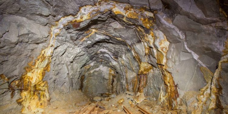 Investors are Pouring Into Gold Miners—Here’s What You Need to Know!