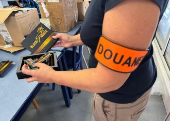 Tons of ‘aphrodisiac honey’ seized in France as officials issue health warning