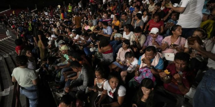 More than 32,000 displaced as violence spirals in Colombian drug trafficking region
