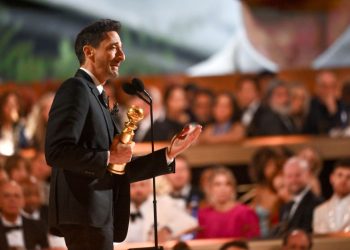 Adrien Brody dedicates his Globe win for ‘The Brutalist’ to his immigrant ancestors