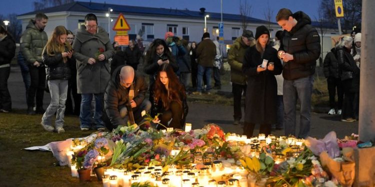 Sweden to tighten gun laws after mass shooting at school