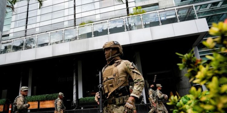 Panama offers temporary reprieve for 112 migrants deported by US