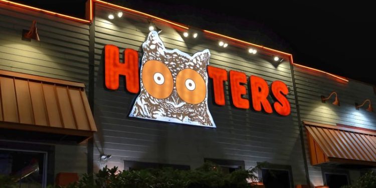 Restaurant chain Hooters files for bankruptcy protection to enable founder-led buyout