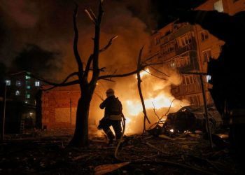 Russia steps up offensive across the front line in Ukraine, in apparent defiance of Trump. What does it mean for the war?