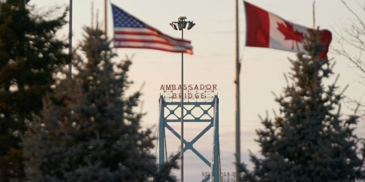 Canada warns travelers of US border agents’ authority to search electronic devices