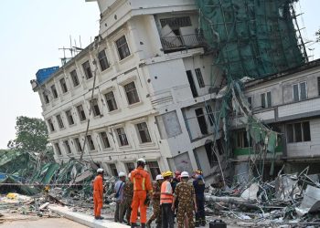 Buildings in Myanmar continue to collapse days after deadly quake