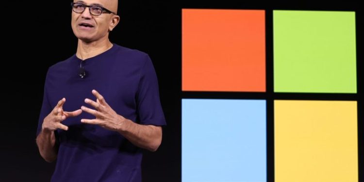 Microsoft to cut 3% of its workforce