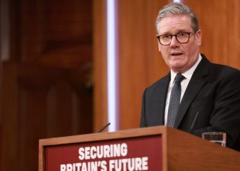 Britain sets out plan to toughen rules on migration, as Starmer combats surge in support for populists