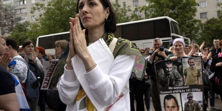 Planned Russia-Ukraine prisoner swap descends into blame game and uncertainty